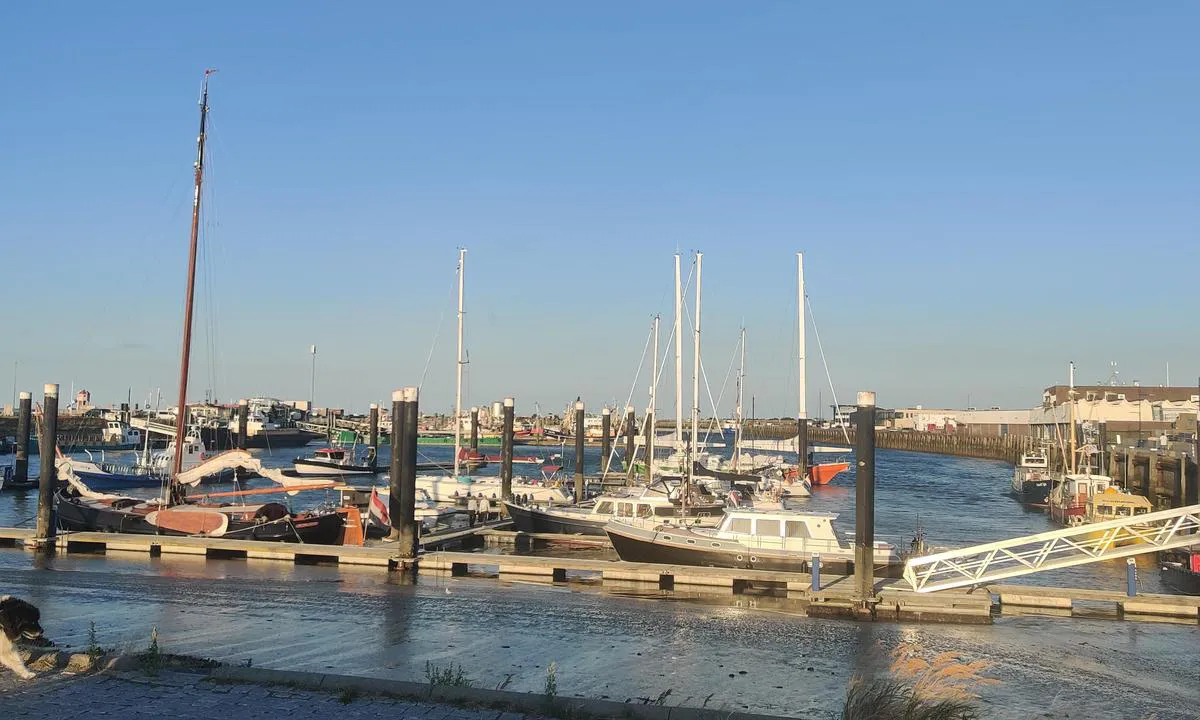 Lauwersoog Waddenhaven (Aussenhafen)