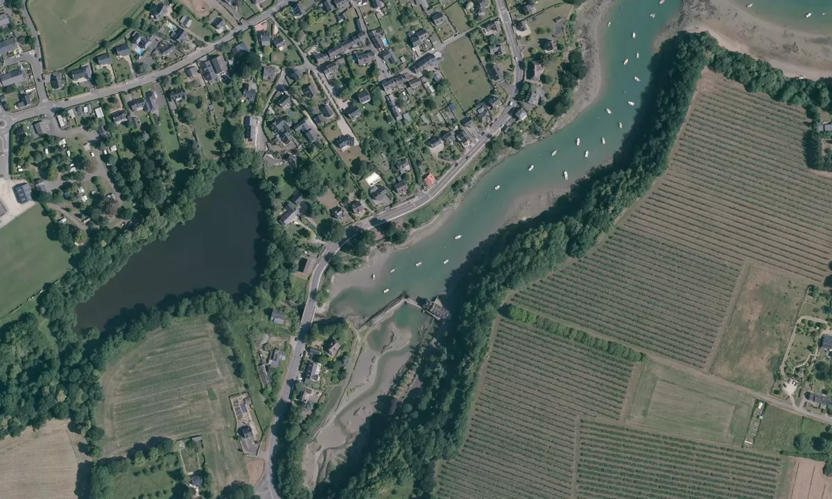 Flyfoto av Le moulin neuf