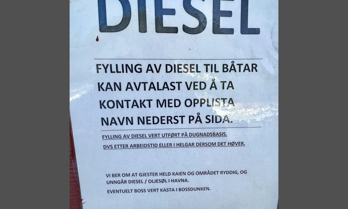 Leikanger småbåthavn: Filling diesel; At this poster there is phone numbers to call to get diesel.