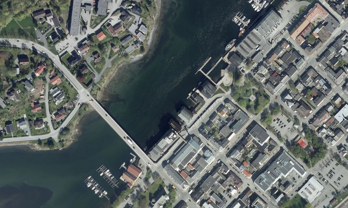 Flyfoto av Levanger Gjestehavn