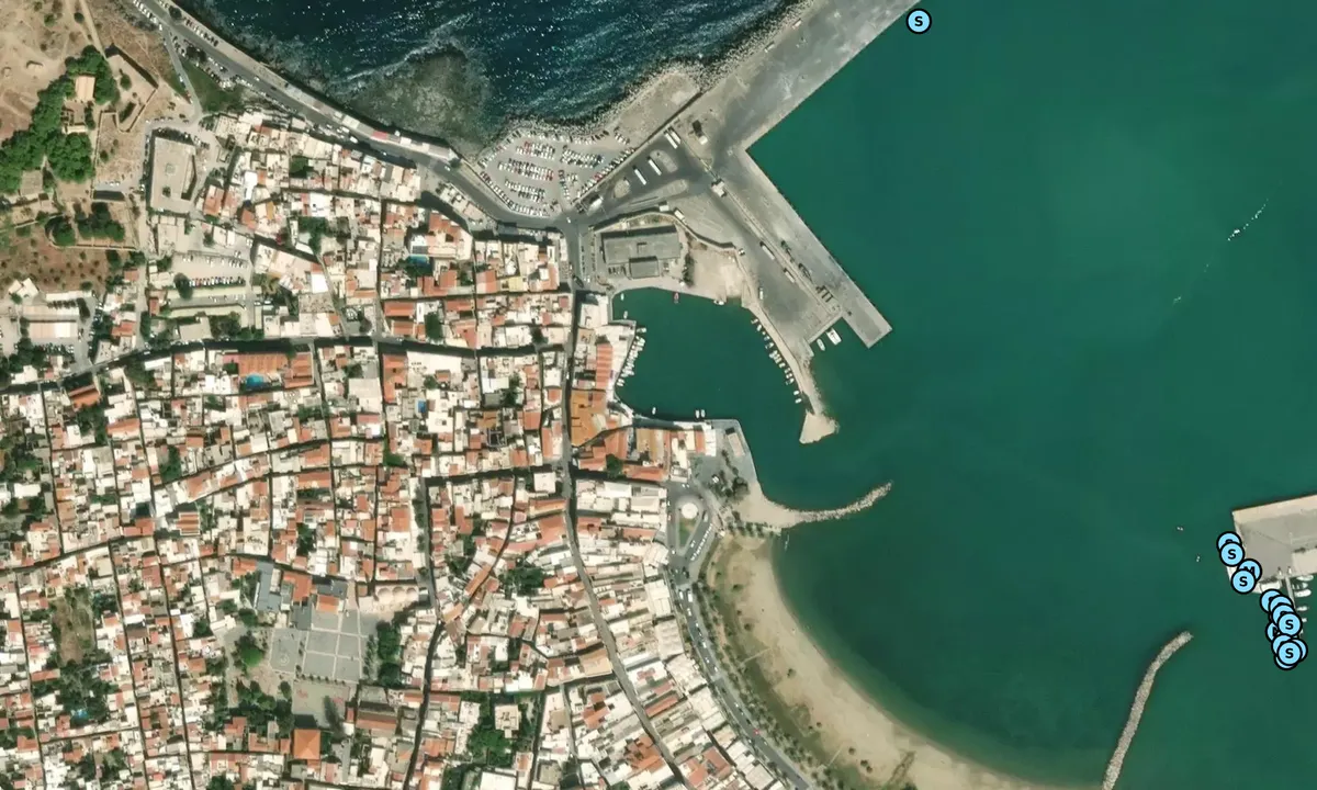 Satelite image of Limani
