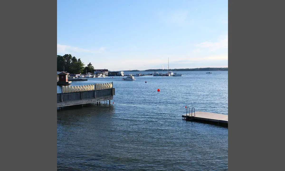 Linanäs Gästhamn - Ljusterö