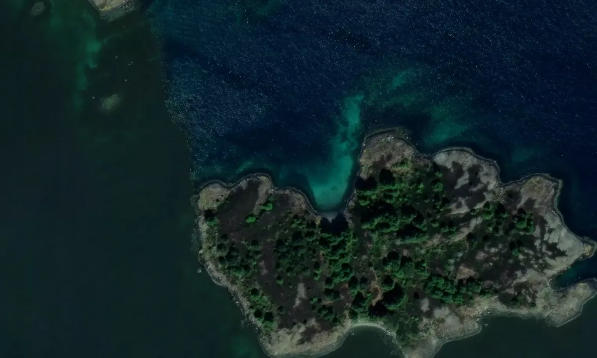 Satelite image of Litle Lindøy