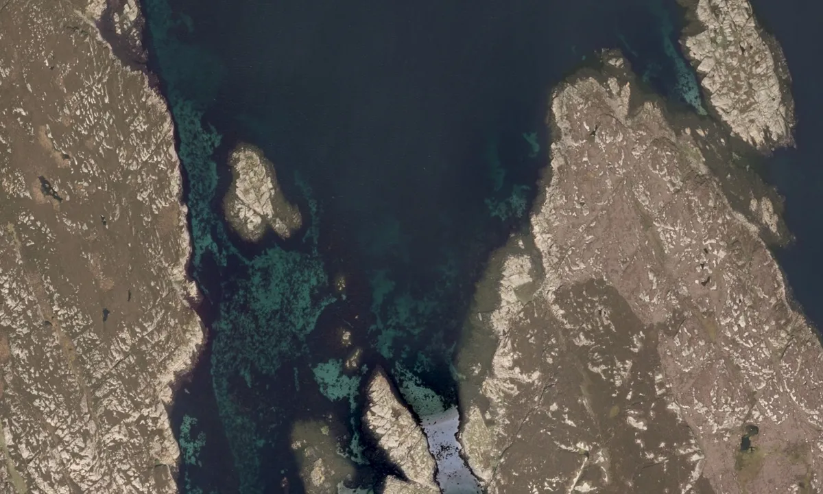 Flyfoto av Litle Risøya