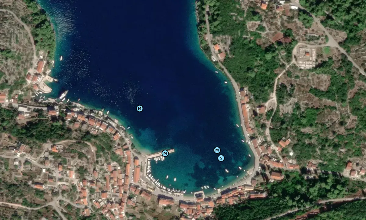 Satelite image of Luka Racisce