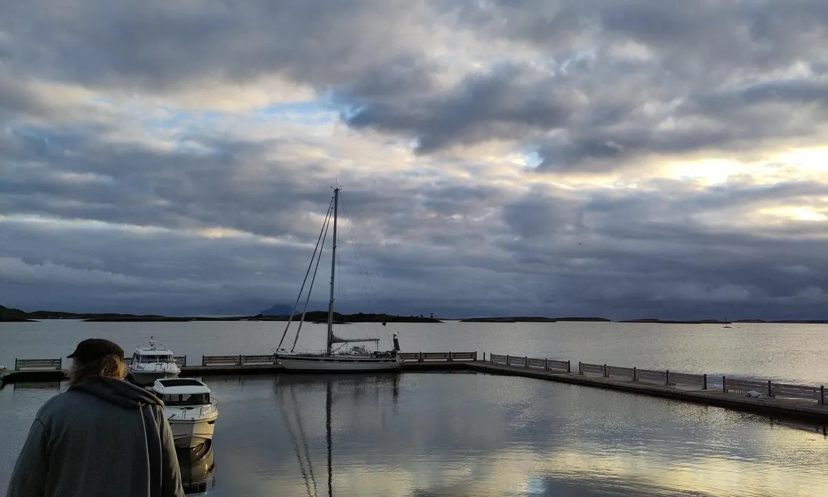 Lurøy - Torshavn: {"base": "no", "no": "Lur\u00f8y havn", "se": "Lur\u00f8y hamn", "en": "Lur\u00f8y harbour", "da": "Lur\u00f8y havn"}
