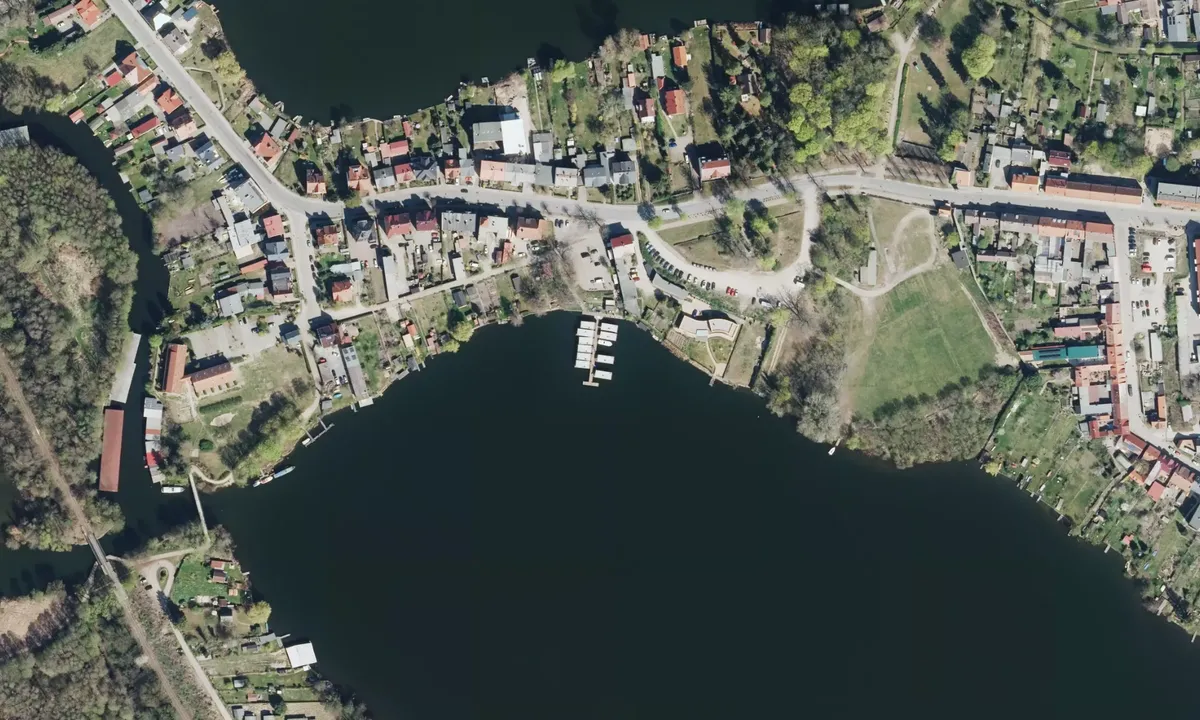 Flyfoto av Lychen Stadtanleger