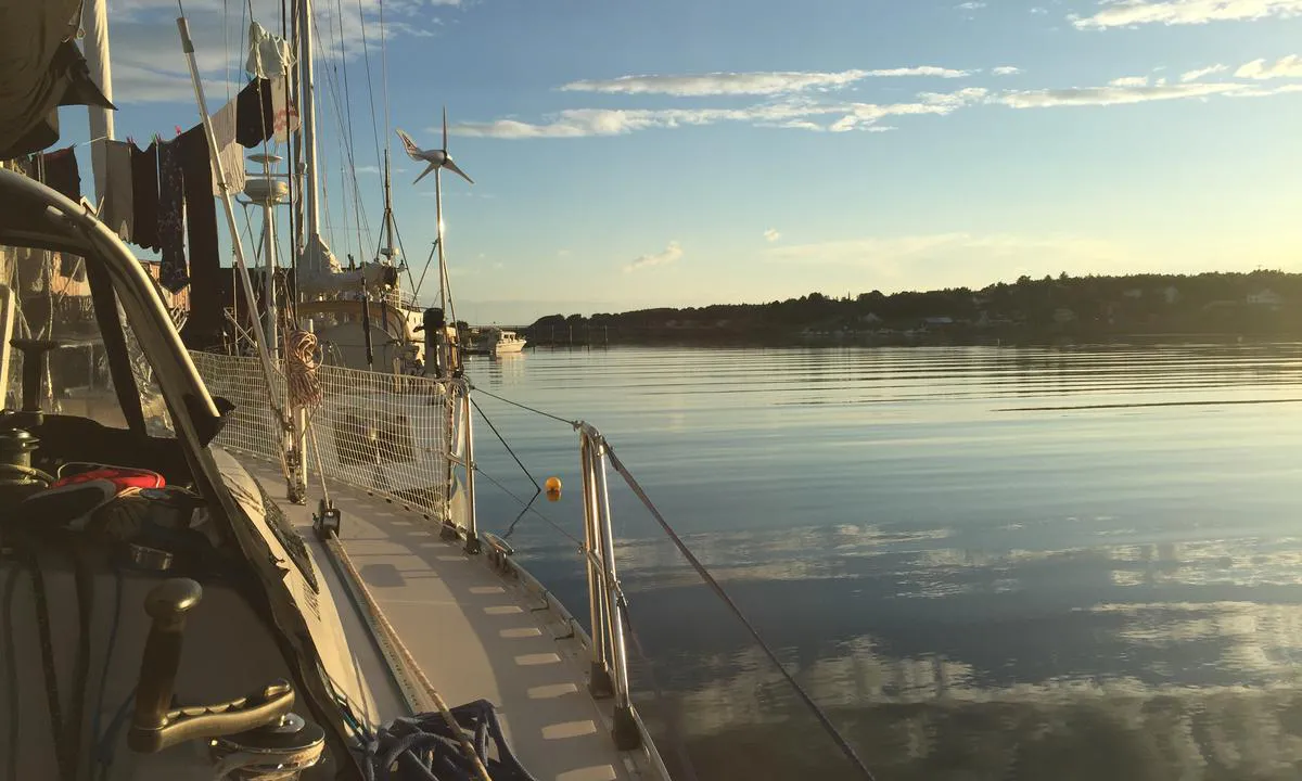 Lysøysund Båtklubb: Mot vest.