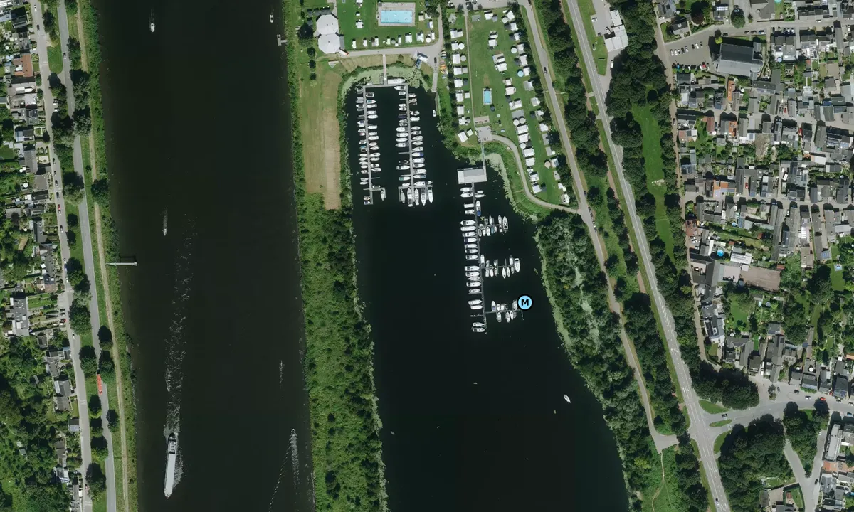 Satelite image of Maasvogels Watersport Marina