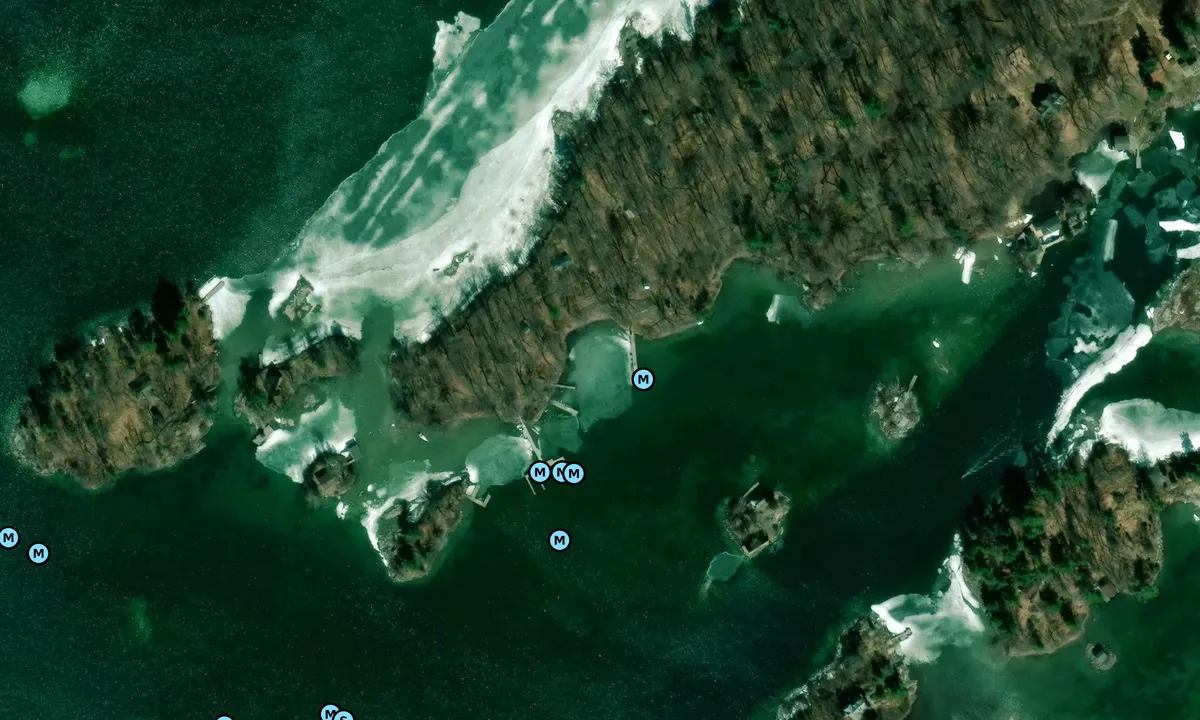 Satelite image of MacDonald Island (Parks Canada)