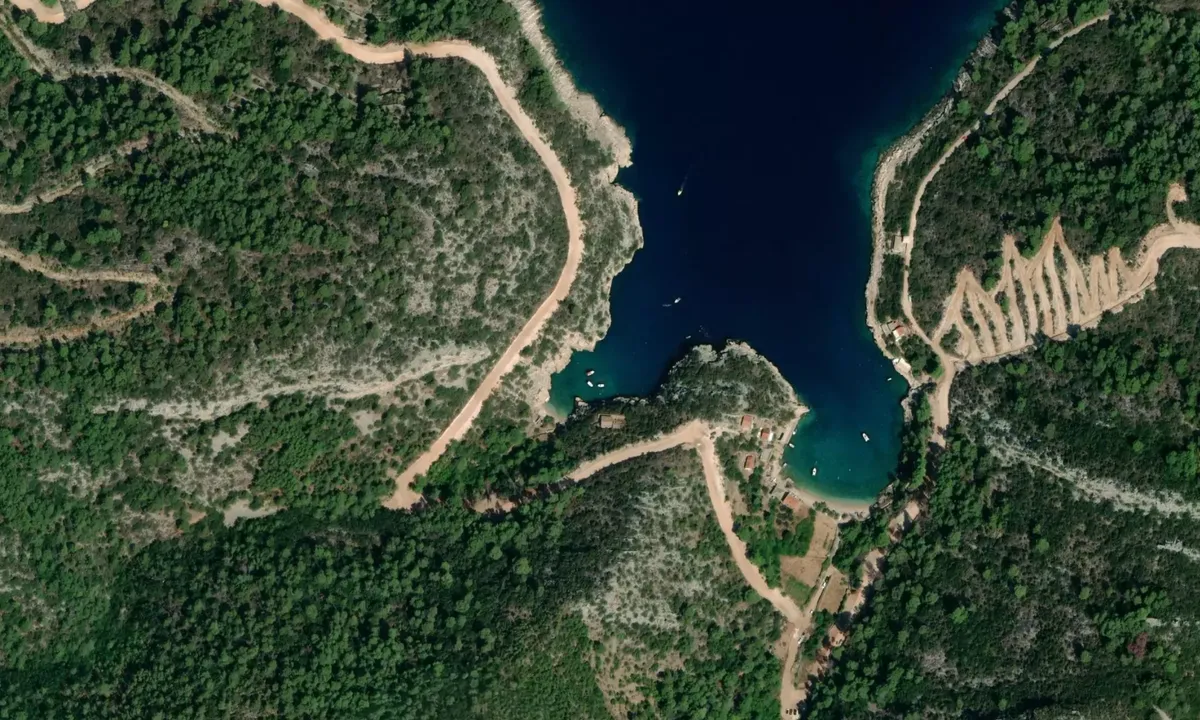 Flyfoto av Mala Stiniva