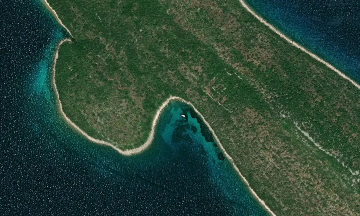 Flyfoto av Mali Iž - South