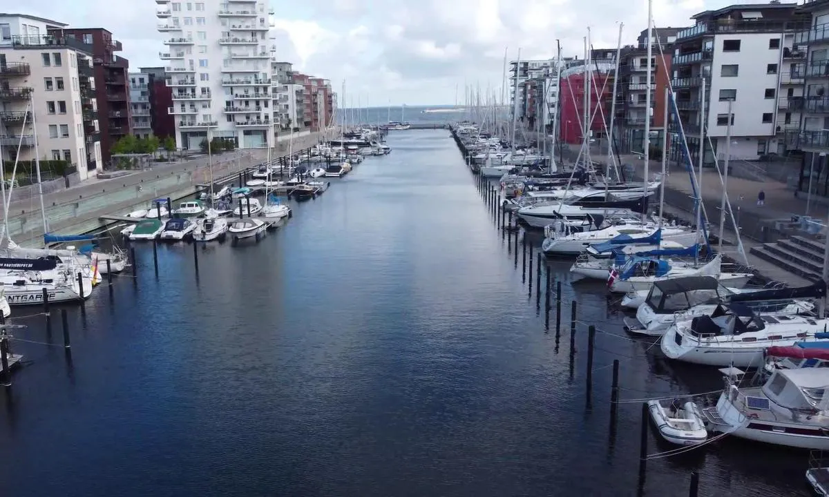 Malmö Dockan Marina: {"base": "se", "no": "Malm\u00f6 Dockan Marina", "se": "Malm\u00f6 Dockan Marina", "en": "Malm\u00f6 Dockan Marina", "da": "Malm\u00f8 Dokken Marina"}