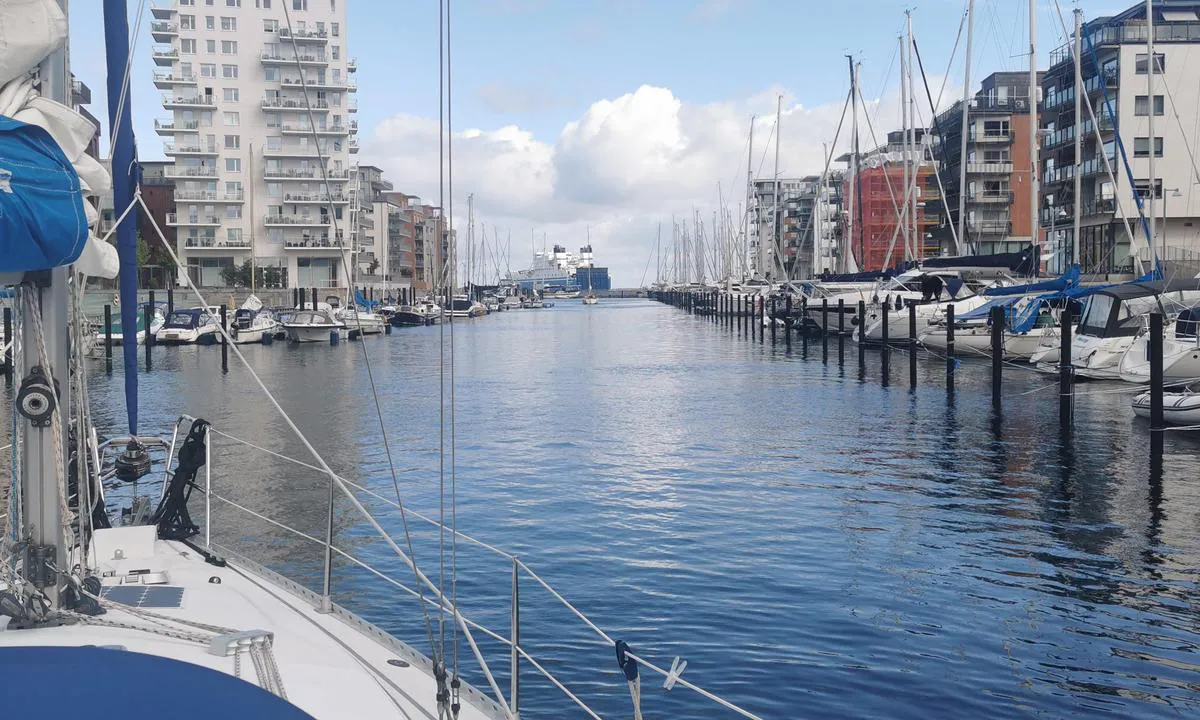 Malmö Dockan Marina: {"base": "se", "no": "Malm\u00f6 Dockan Marina", "se": "Malm\u00f6 Dockan Marina", "en": "Malm\u00f6 Dockan Marina", "da": "Malm\u00f6 Dockan Marina"}