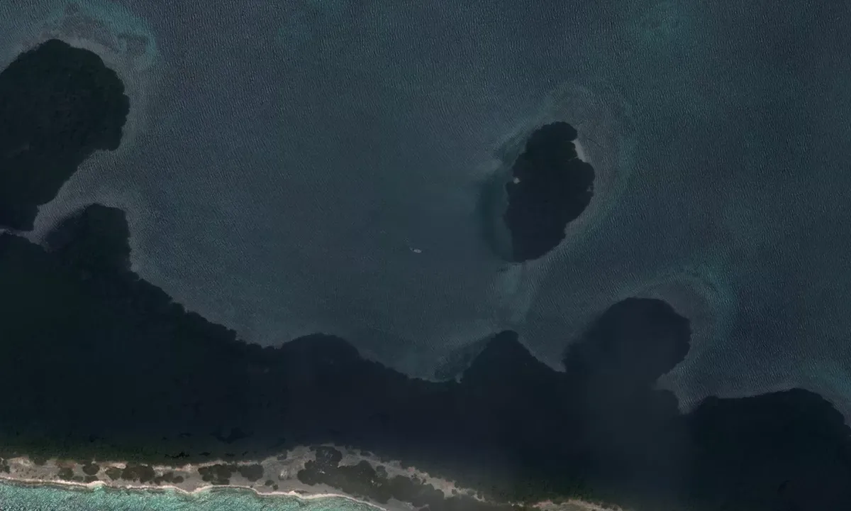 Flyfoto av Mangrove Bay
