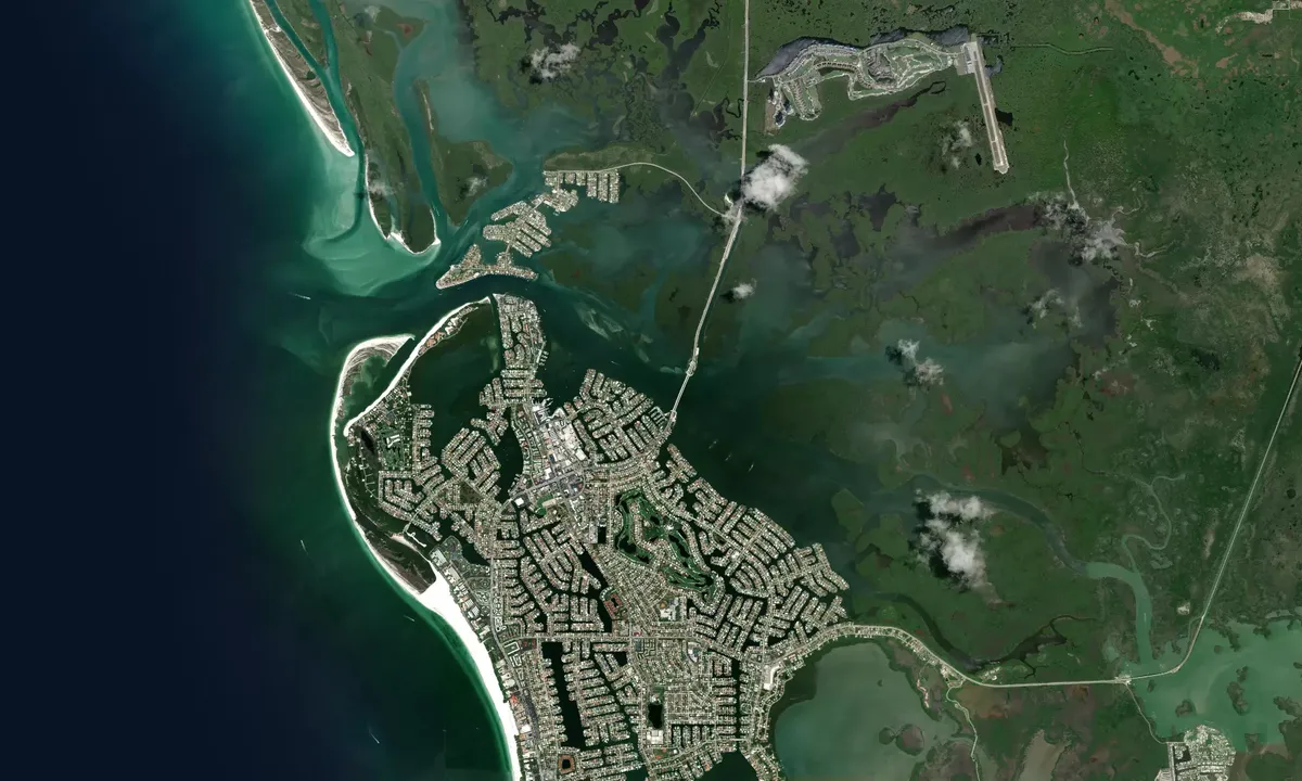 Flyfoto av Marco Island Marina Association