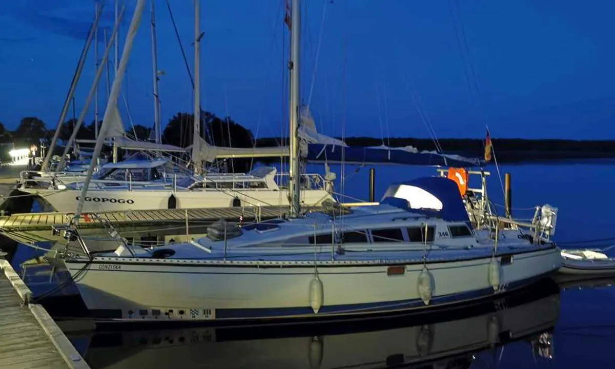 Hafen Breege: {"base": "de", "no": "Marina Breege", "se": "Marina Breege", "en": "Marina Breege", "da": "Marina Breege", "fr": "Marina Breege", "de": "Marina Breege", "es": "Marina Breege", "it": "Marina Breege", "pt": "Marina Breege", "nl": "Jachthaven Breege", "pl": "Marina Breege", "uk": "\u041c\u0430\u0440\u0438\u043d\u0430 \u0411\u0440\u0435\u0433\u0435", "ro": "Marina Breege", "tr": "Marina Breege", "el": "\u039c\u03b1\u03c1\u03af\u03bd\u03b1 Breege", "cs": "Marina Breege", "hu": "Marina Breege", "fi": "Marina Breege", "bg": "\u041c\u0430\u0440\u0438\u043d\u0430 \u0411\u0440\u0438\u0433\u0435", "sr": "\u041c\u0430\u0440\u0438\u043d\u0430 \u0411\u0440\u0435\u0433\u0435", "et": "Marina Breege", "lv": "Marina Breege", "lt": "Marina Breege"}