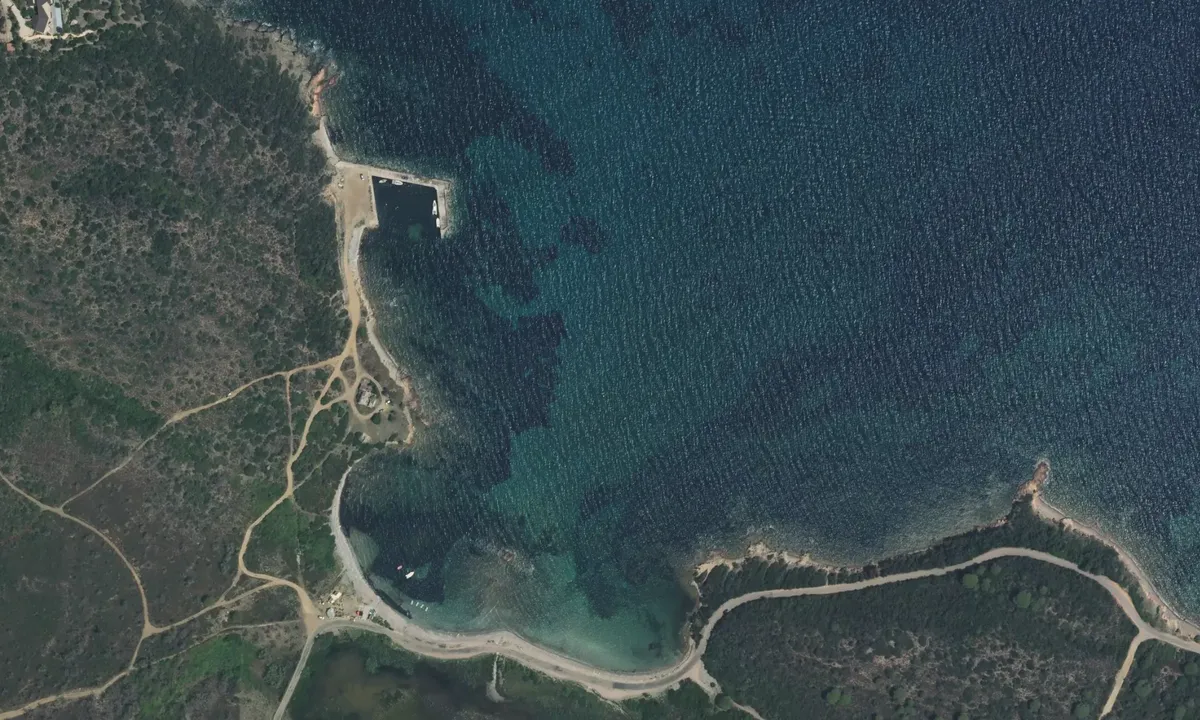 Flyfoto av Marina d’Arje