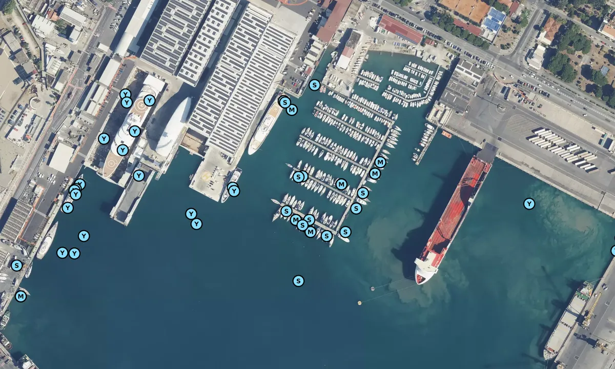 Satelite image of Marina di Carrara