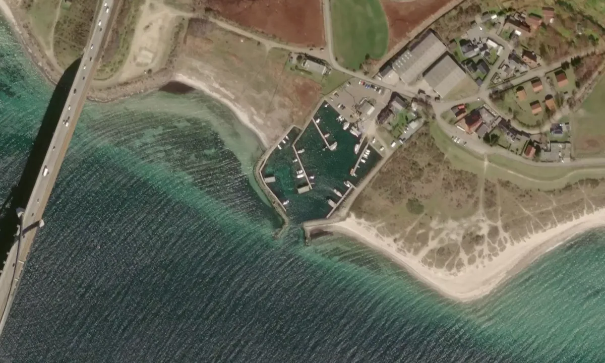Flyfoto av Marina Fehmarnsund