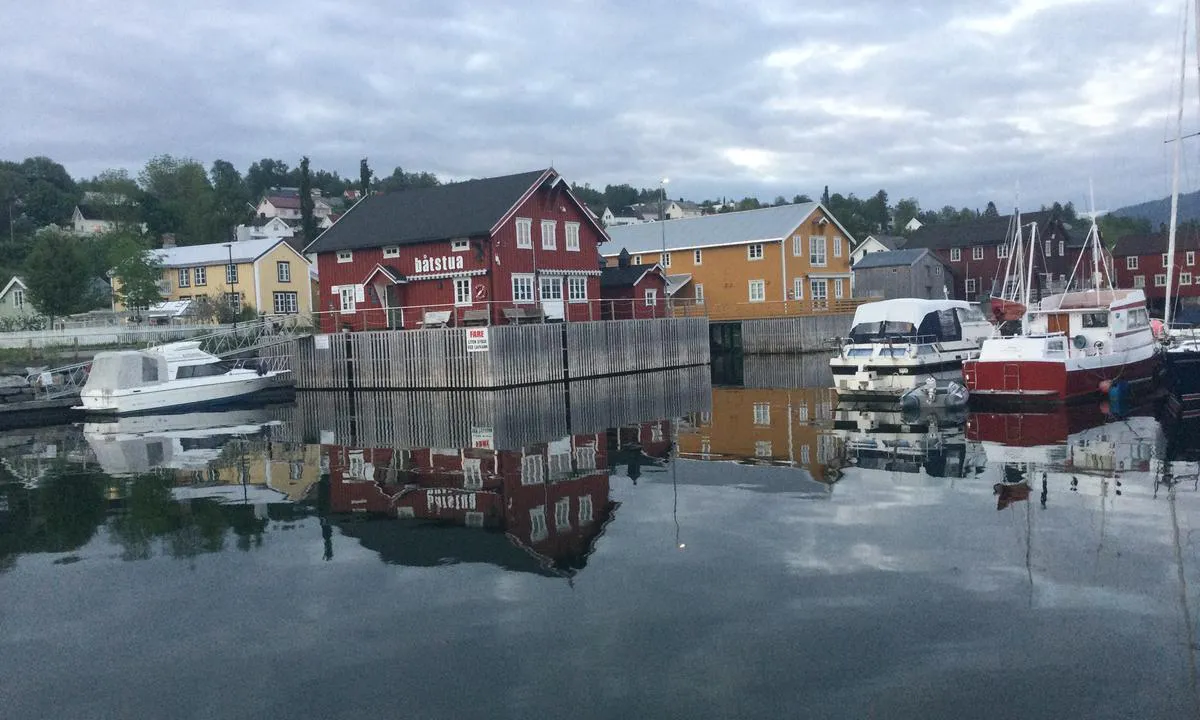 Marina Hemnesberget: Båtstua med alle fasiliteter.