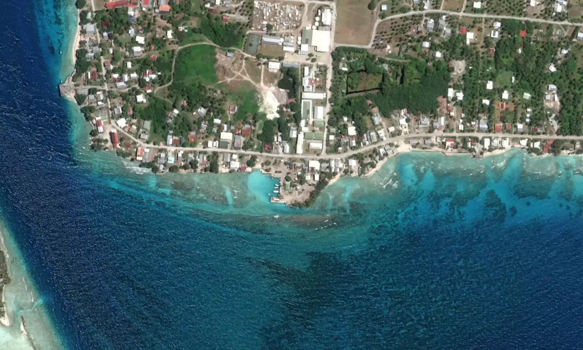 Flyfoto av Marina Rangiroa