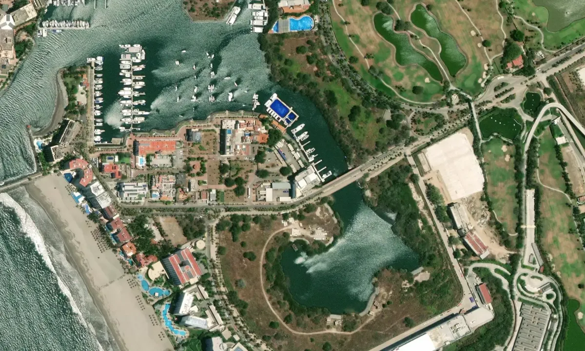 Flyfoto av Marina Ro