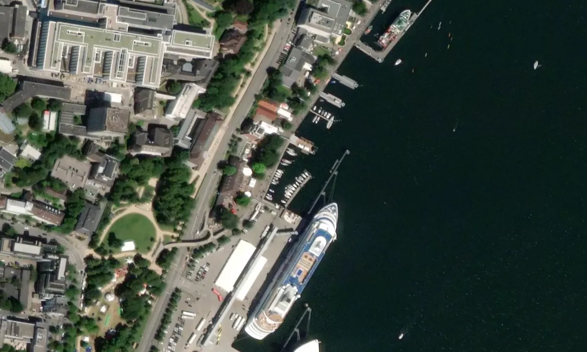 Sporthafen Seeburg - Kiel: Flyfoto av Marina Seeburg