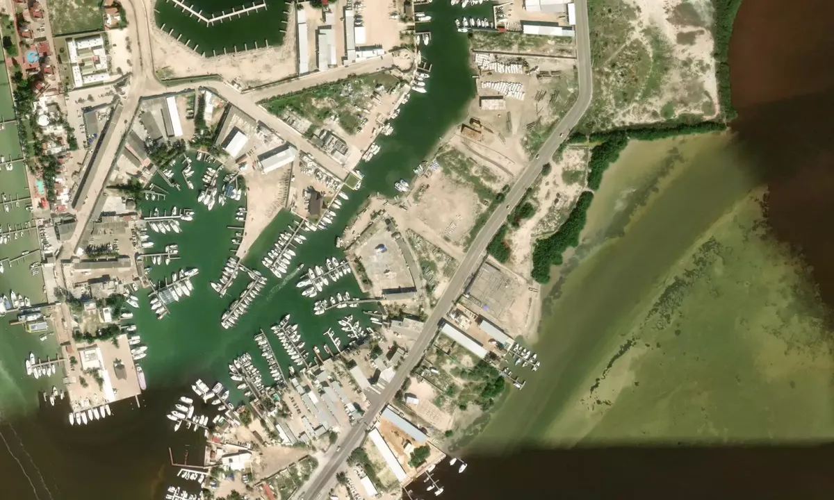 Satelite image of Marina Torre III