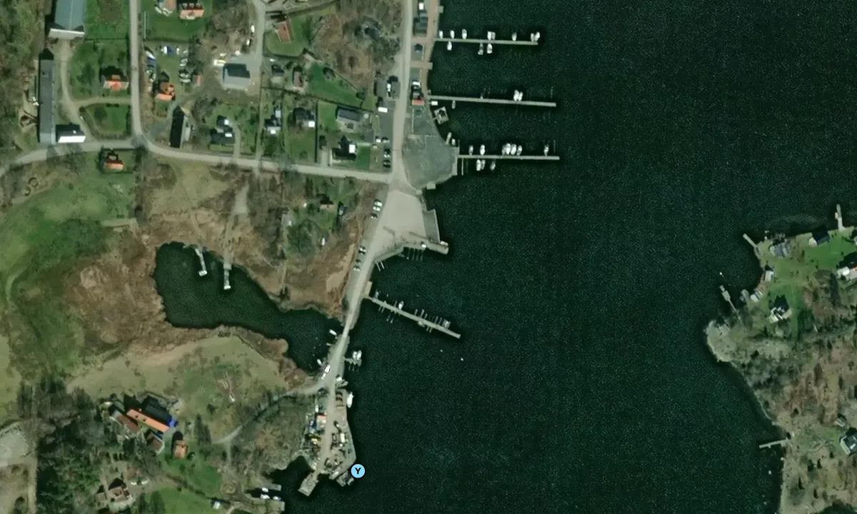 Satelite image of Matvik