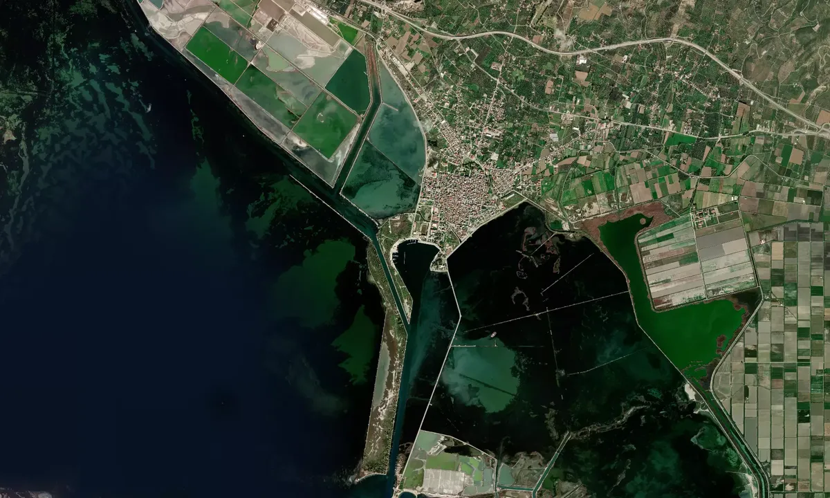 Flyfoto av Messolonghi Marina 1
