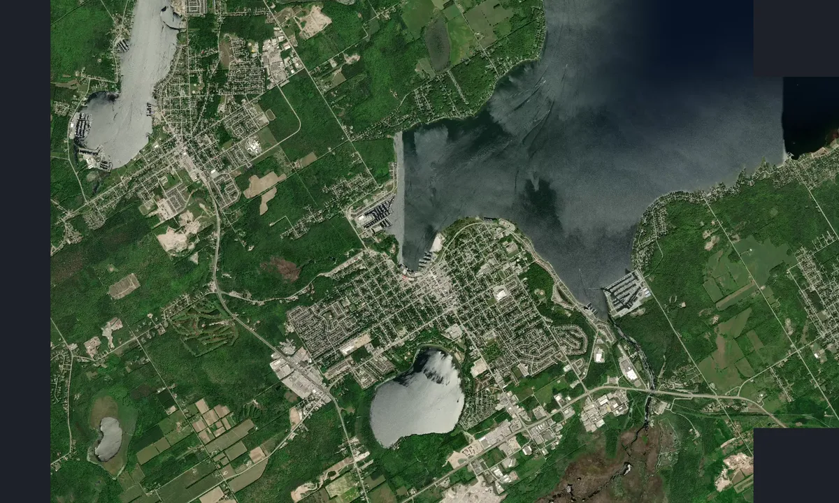 Flyfoto av Midland Harbour - Simcoe