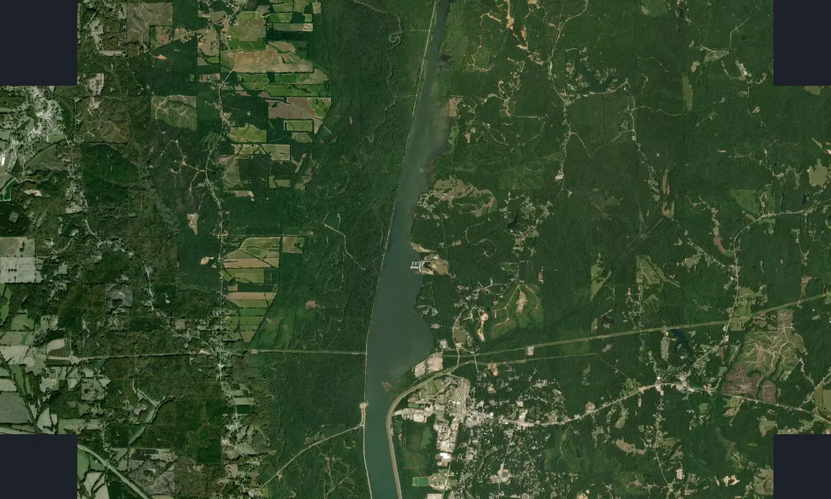 Flyfoto av Midway Marina - Itawamba