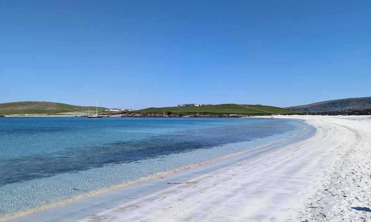Minn Beach: Facing NE