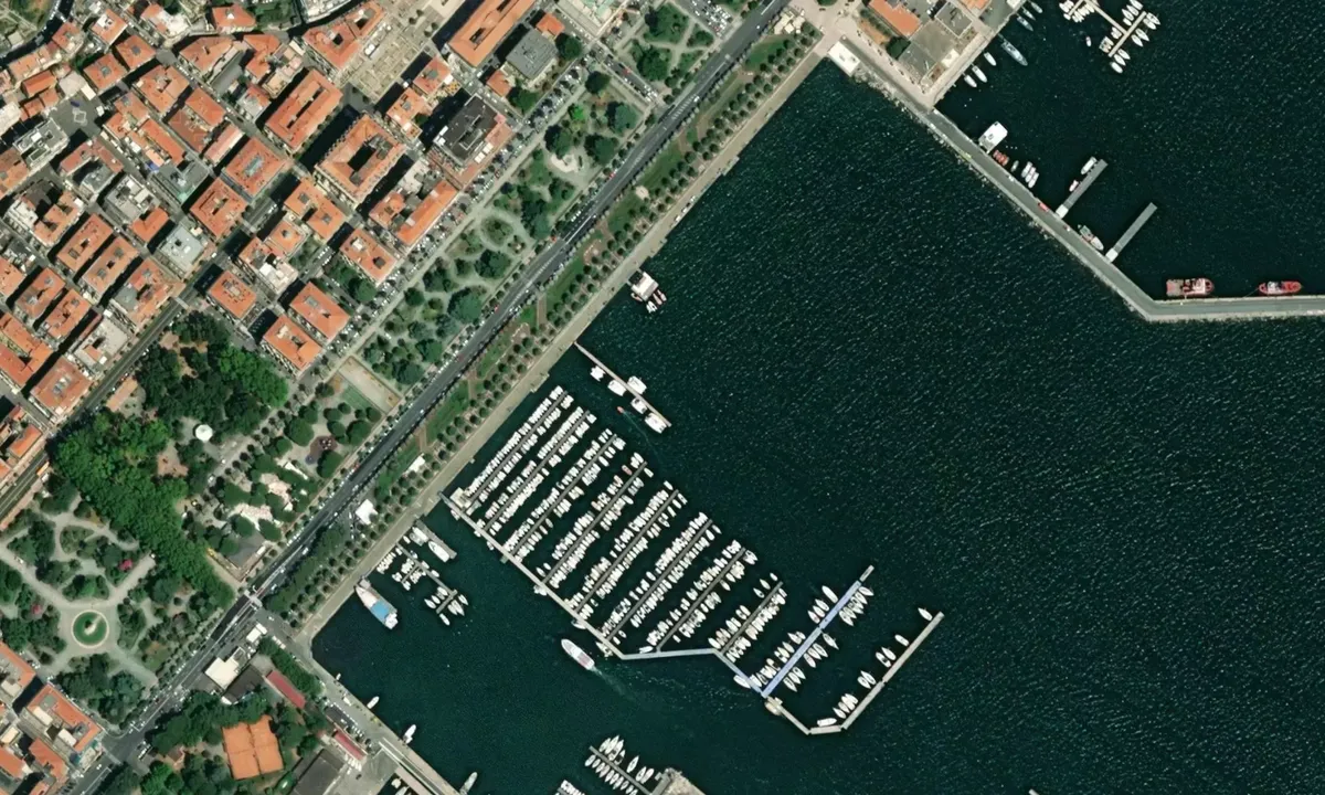 Flyfoto av Mooring Cats Srl
