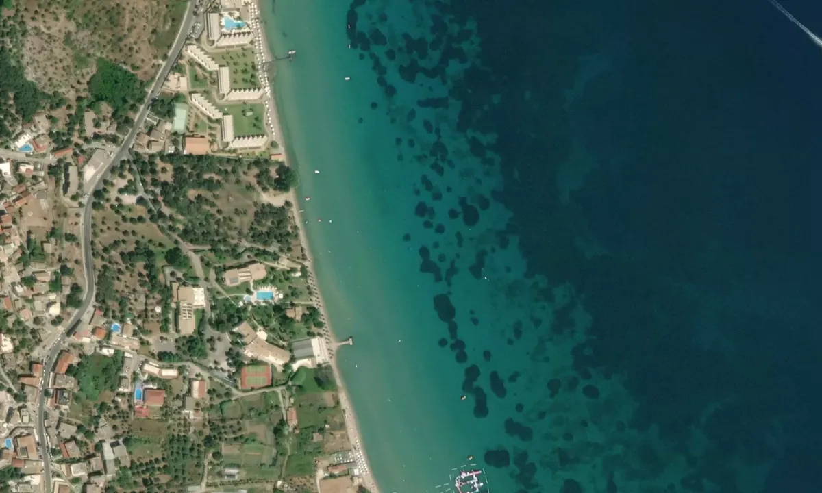 Flyfoto av Moraitika Beach