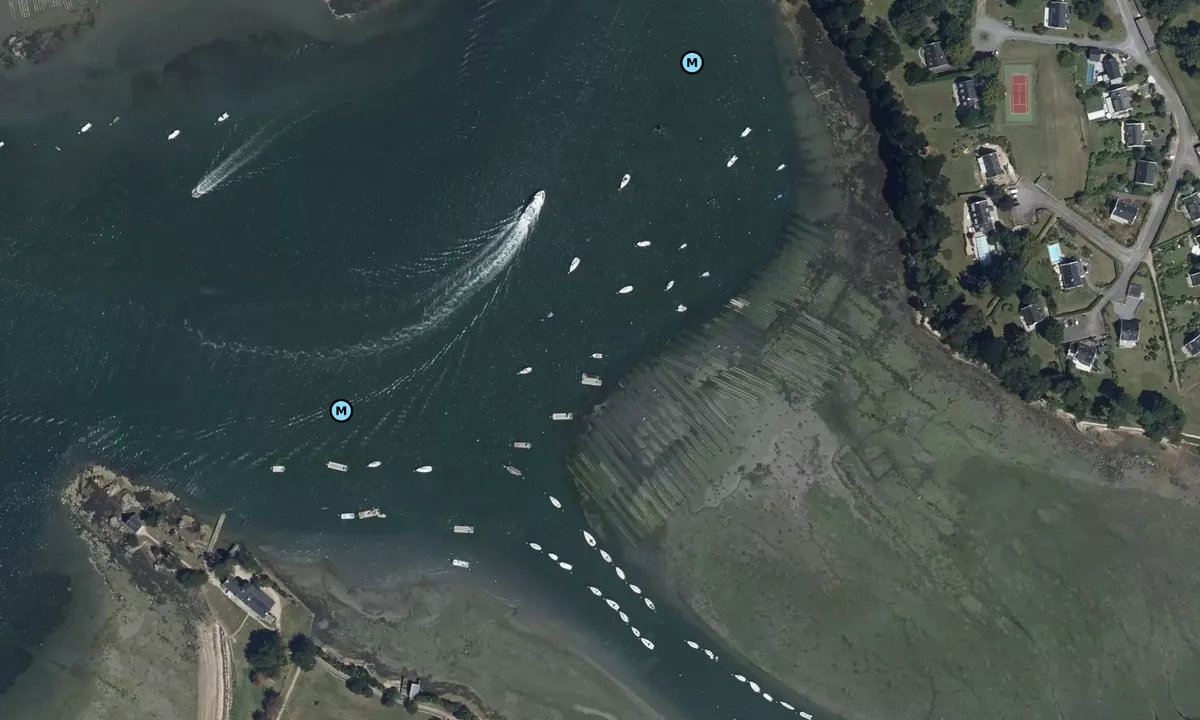 Satelite image of Mouillage de Bellevue