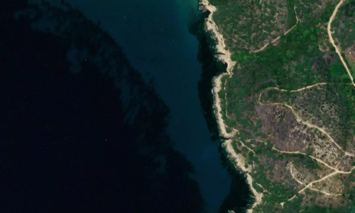 Flyfoto av Mouillage de Jova 1