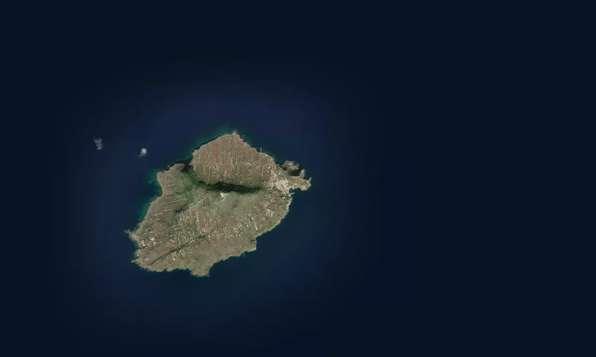 Flyfoto av Mouillage de Ustica di Isola