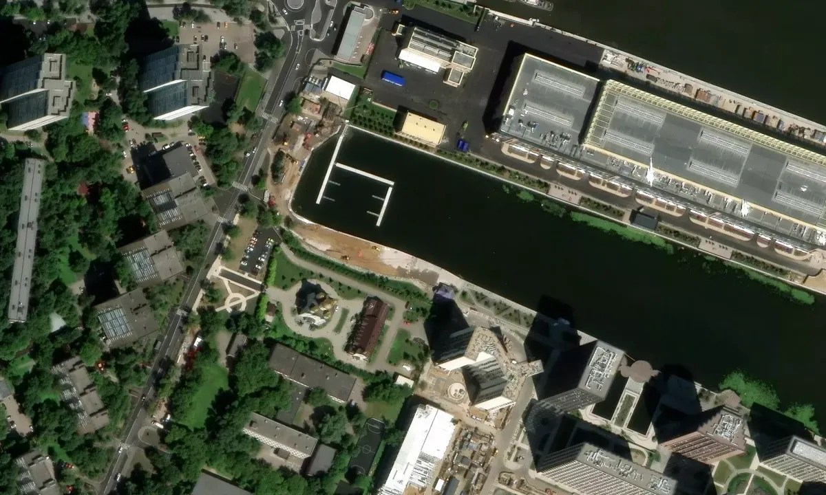 Satelite image of Нагатино МРП Яхт-Клуб