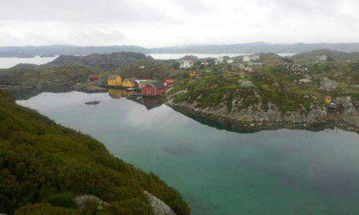 Nautøya: {"base": "no", "no": "Geitung", "se": "Geting", "en": "Geitung", "da": "Geitung"}