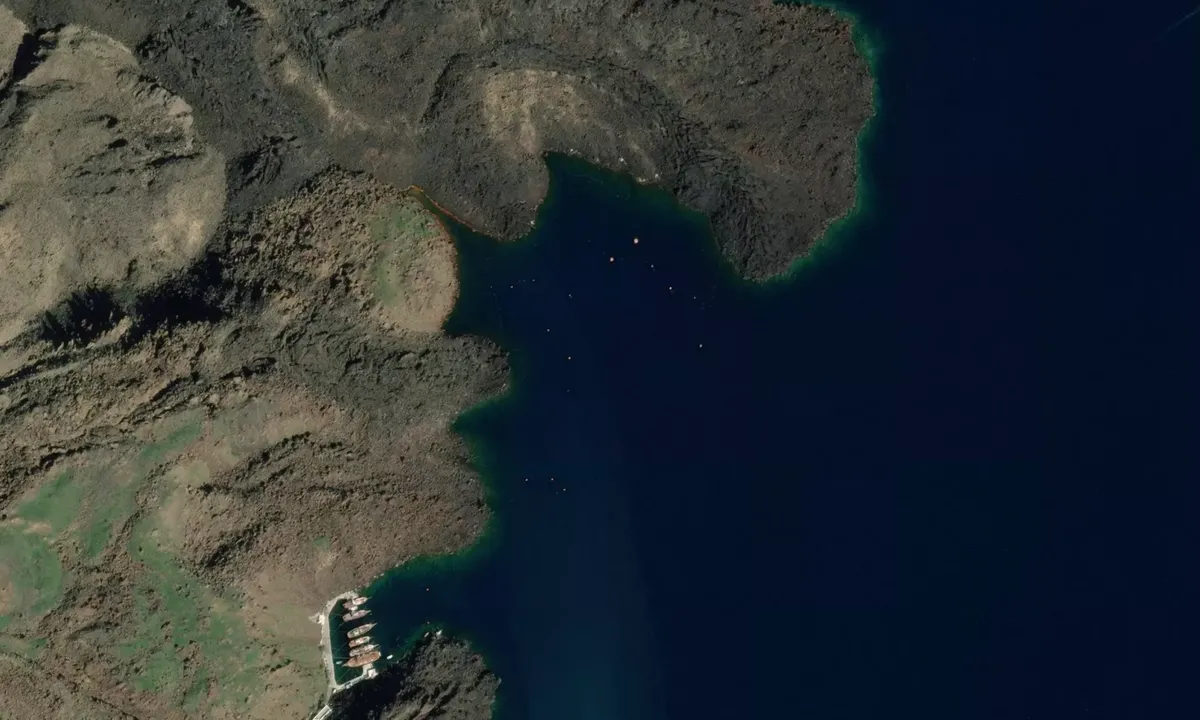Flyfoto av Nea Kameni SE