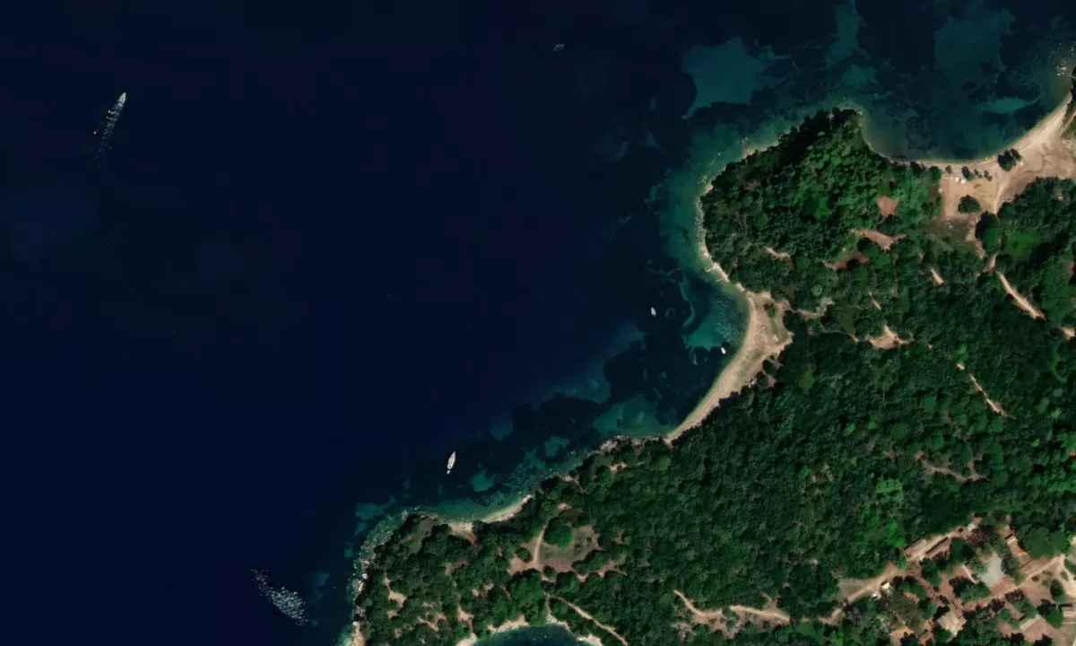 Flyfoto av Nisida Vido West