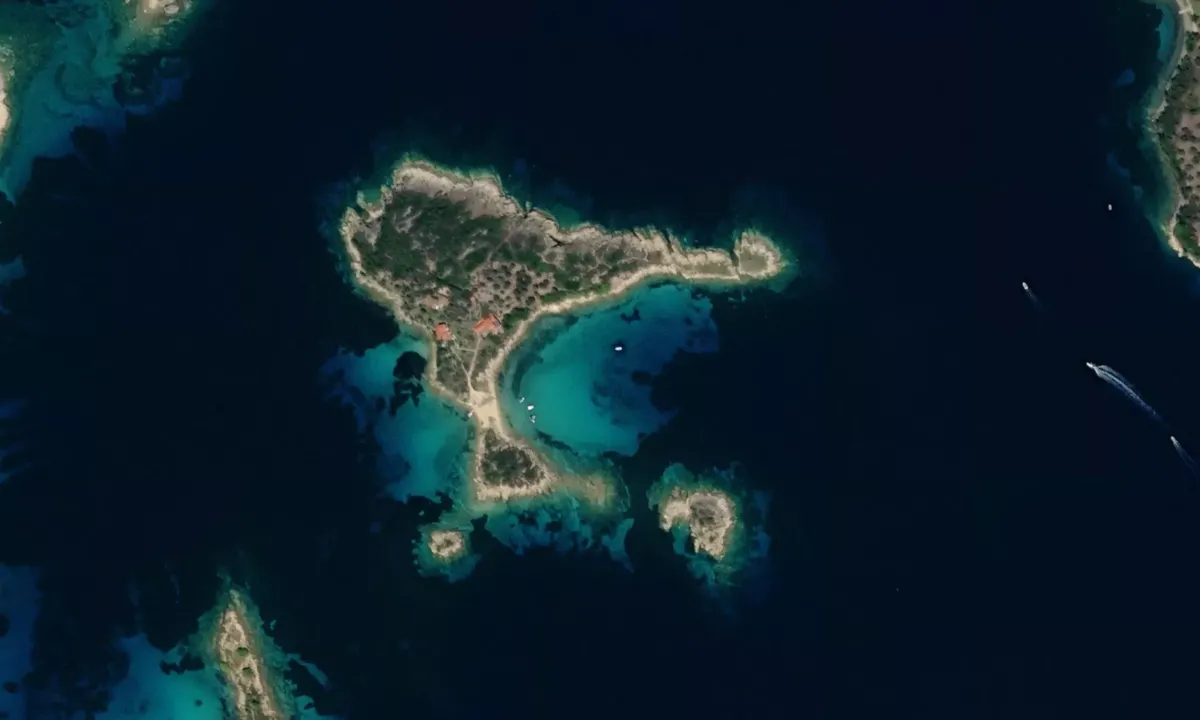 Flyfoto av Nisis Peristeri
