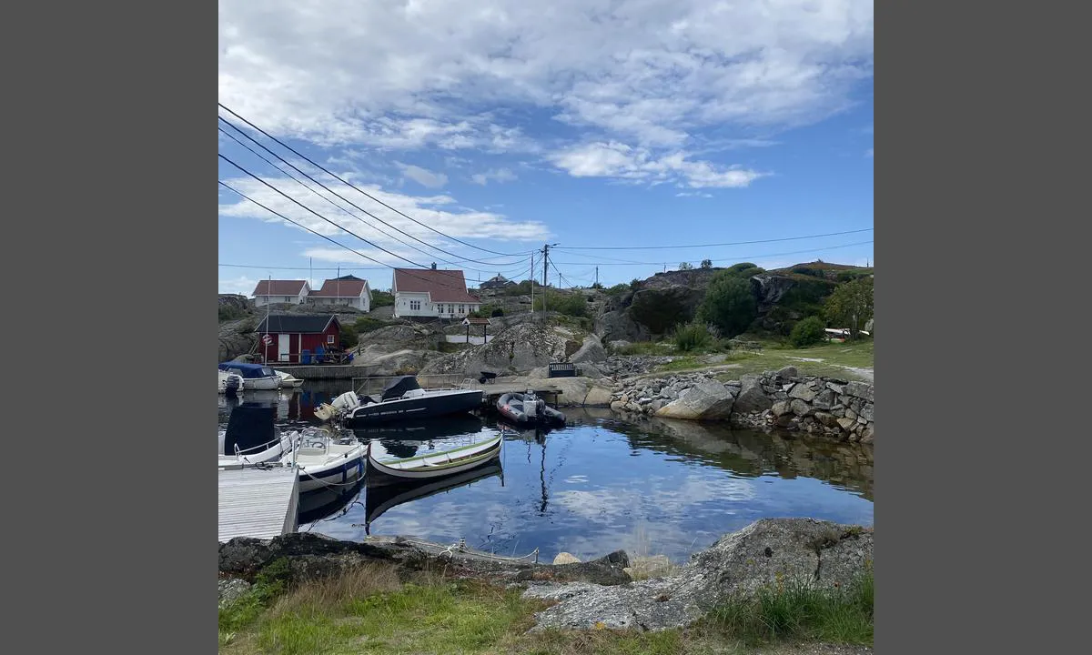 Nordre Lauer gjestehavn: Indre havn på Lauer. Svært flott øy.