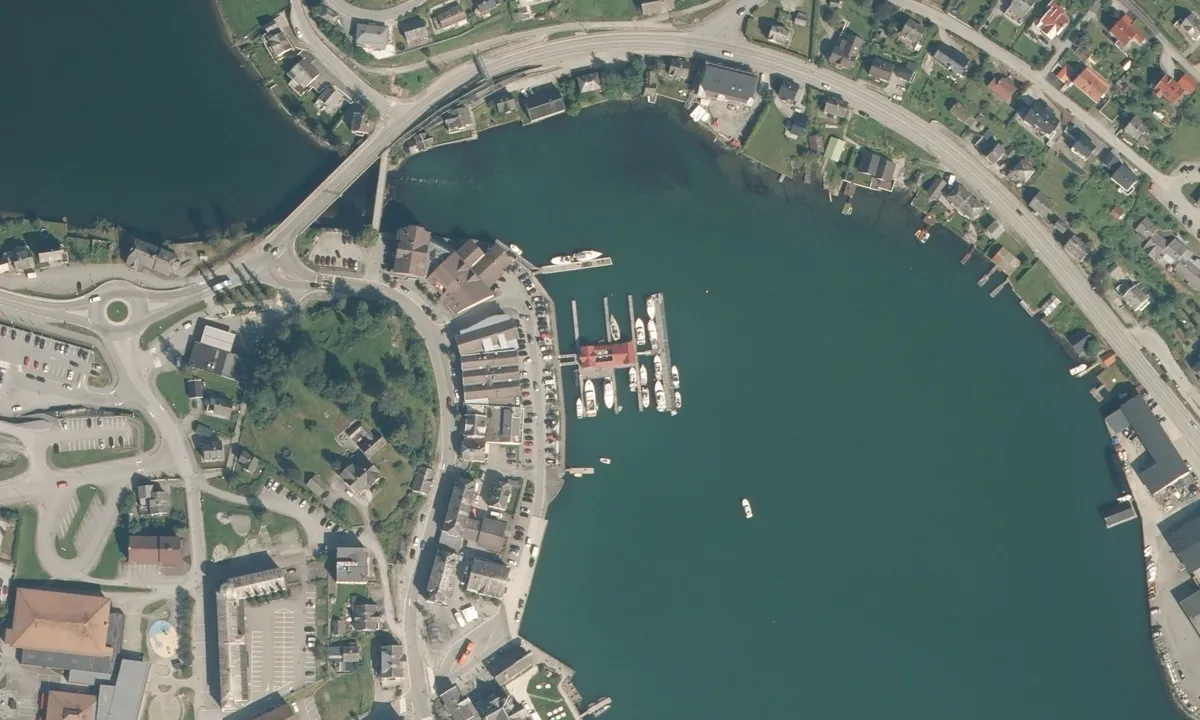 Flyfoto av Norheimsund