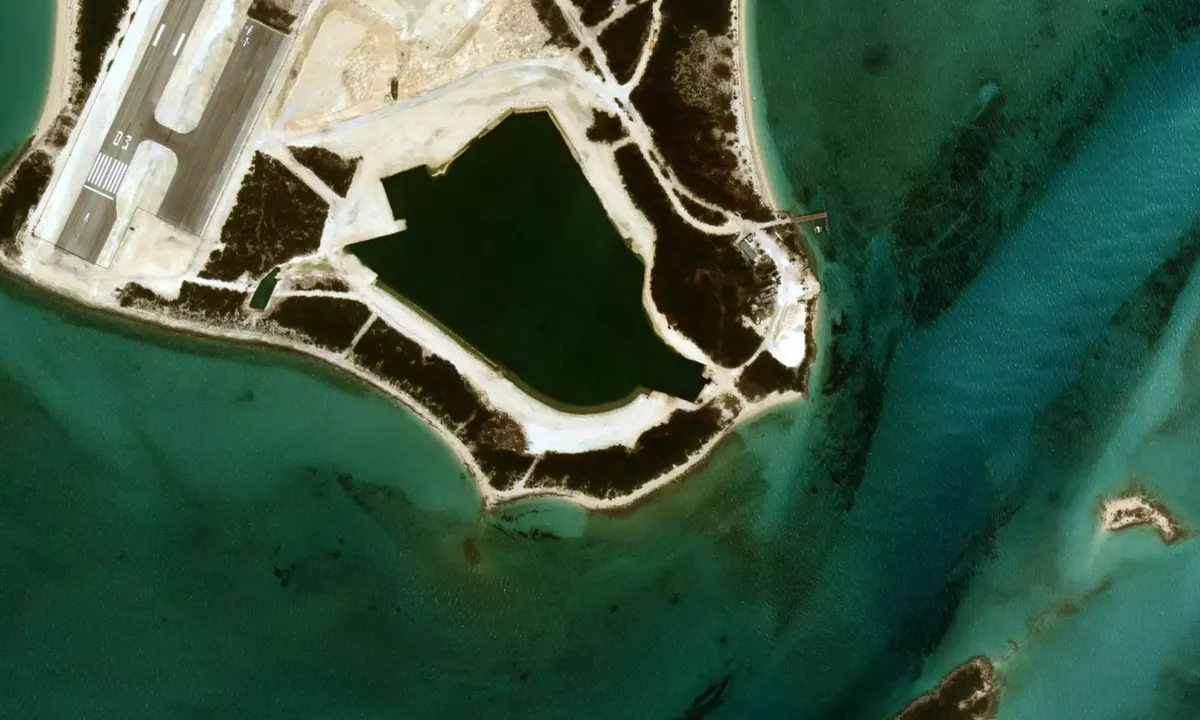 Flyfoto av Norman's Cay Marina