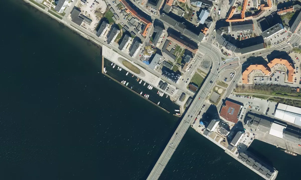 Flyfoto av Nørresundby Bådehavn
