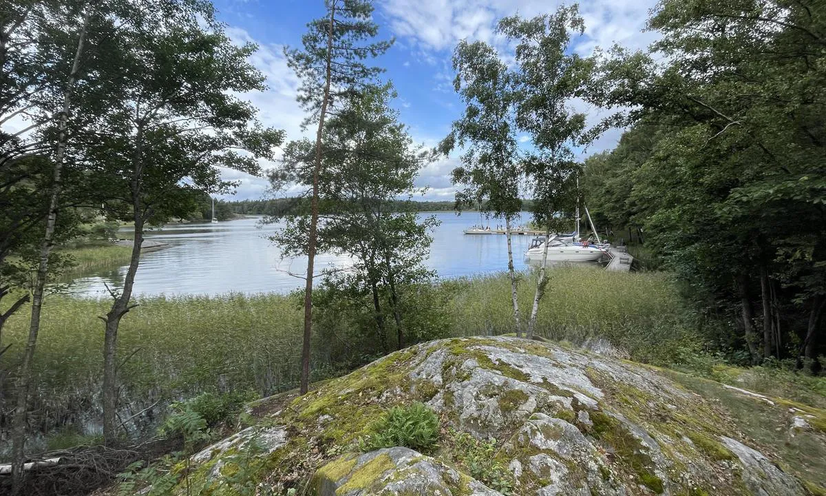 Norrsundet - Färentuna: {"base": "no", "no": "Viken", "se": "Viken", "en": "The Inlet", "da": "Viken"}