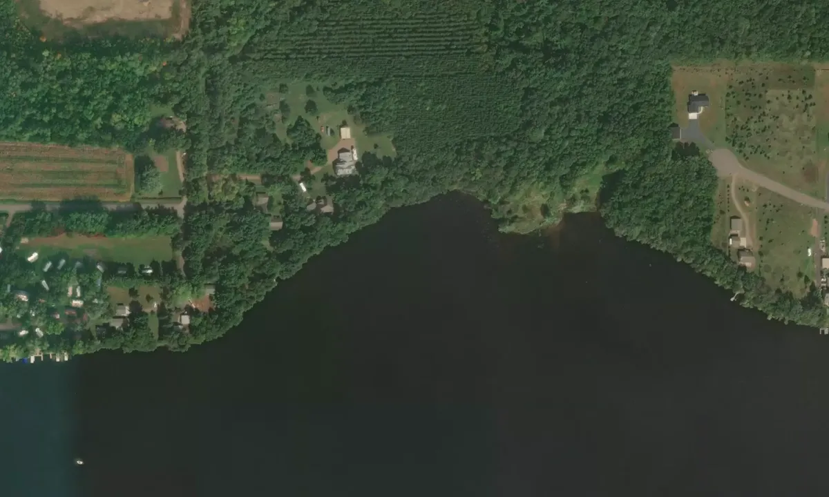 Flyfoto av North Wissota Cove